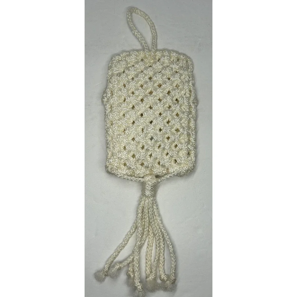 Handmade macrame pocket